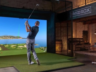 Trải nghiệm mô hình golf 3d độc đáo kết hợp xem phim, bóng đá, hát kraoke, họp online... mới nhất