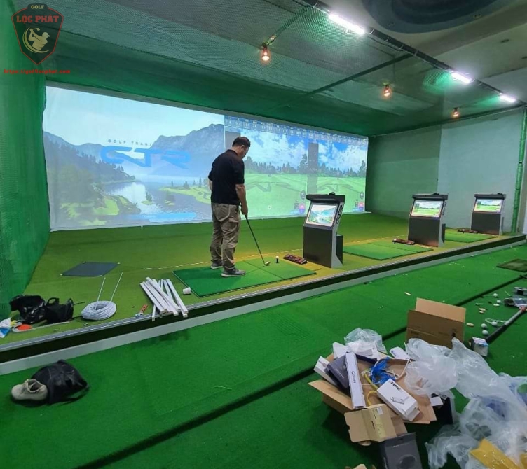 THI CÔNG LẮP ĐẶT 2 PHÒNG TẬP MÀN HÌNH CONG SỬ DỤNG PHẦN MỀM FIELD ZONE CHO CƯ DÂN CHUNG CƯ CAO CẤP M8 PHÚ MỸ HƯNG-HCM