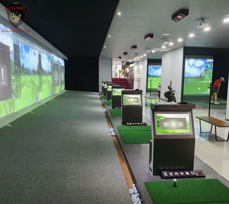 THI CÔNG LẮP ĐẶT 2 PHÒNG TẬP MÀN HÌNH CONG SỬ DỤNG PHẦN MỀM FIELD ZONE CHO CƯ DÂN CHUNG CƯ CAO CẤP M8 PHÚ MỸ HƯNG-HCM